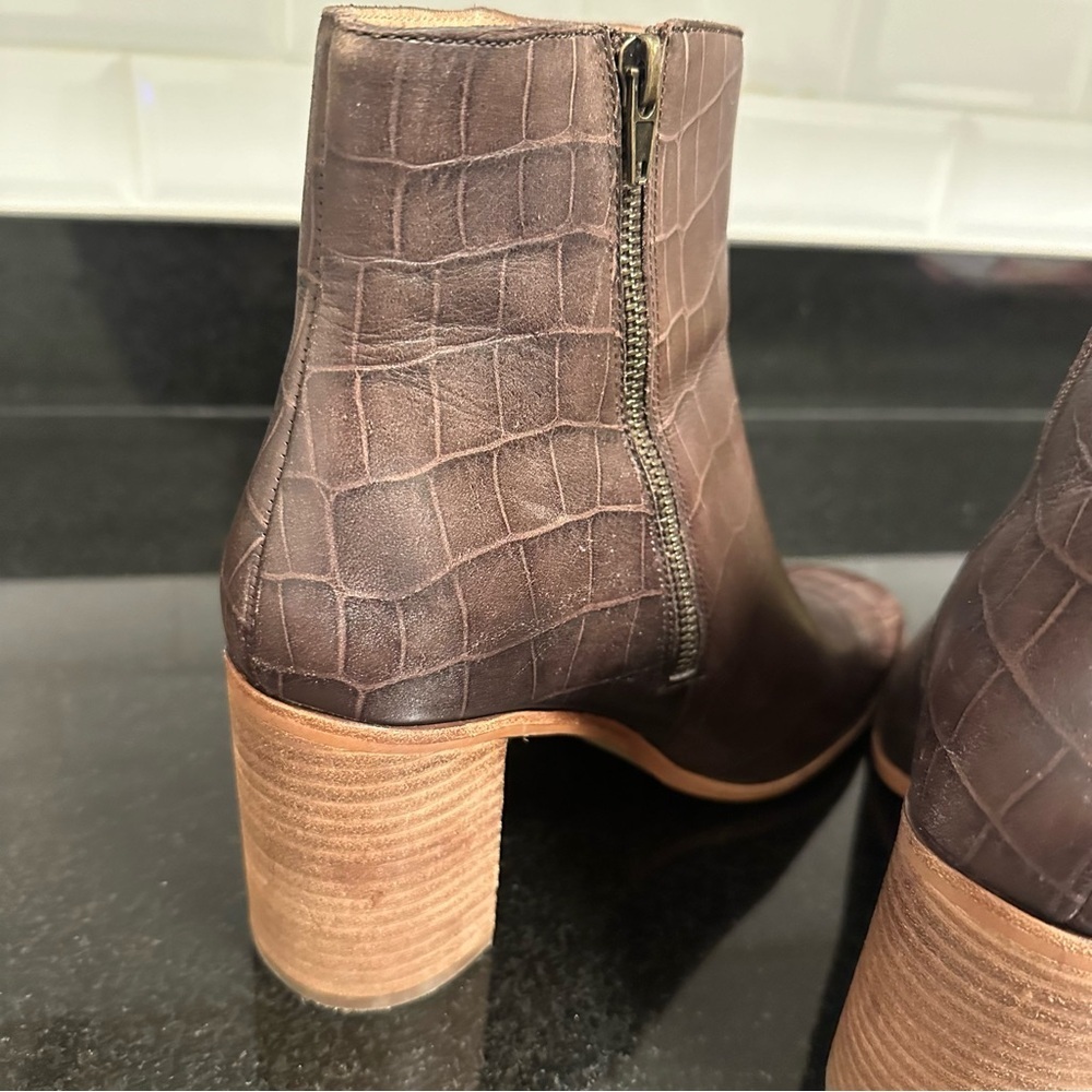 MADEWELL The Mira Side-Seam Ankle Boot in Croc Embossed Leather 9.5 Heel Bootie - Picture 11 of 15